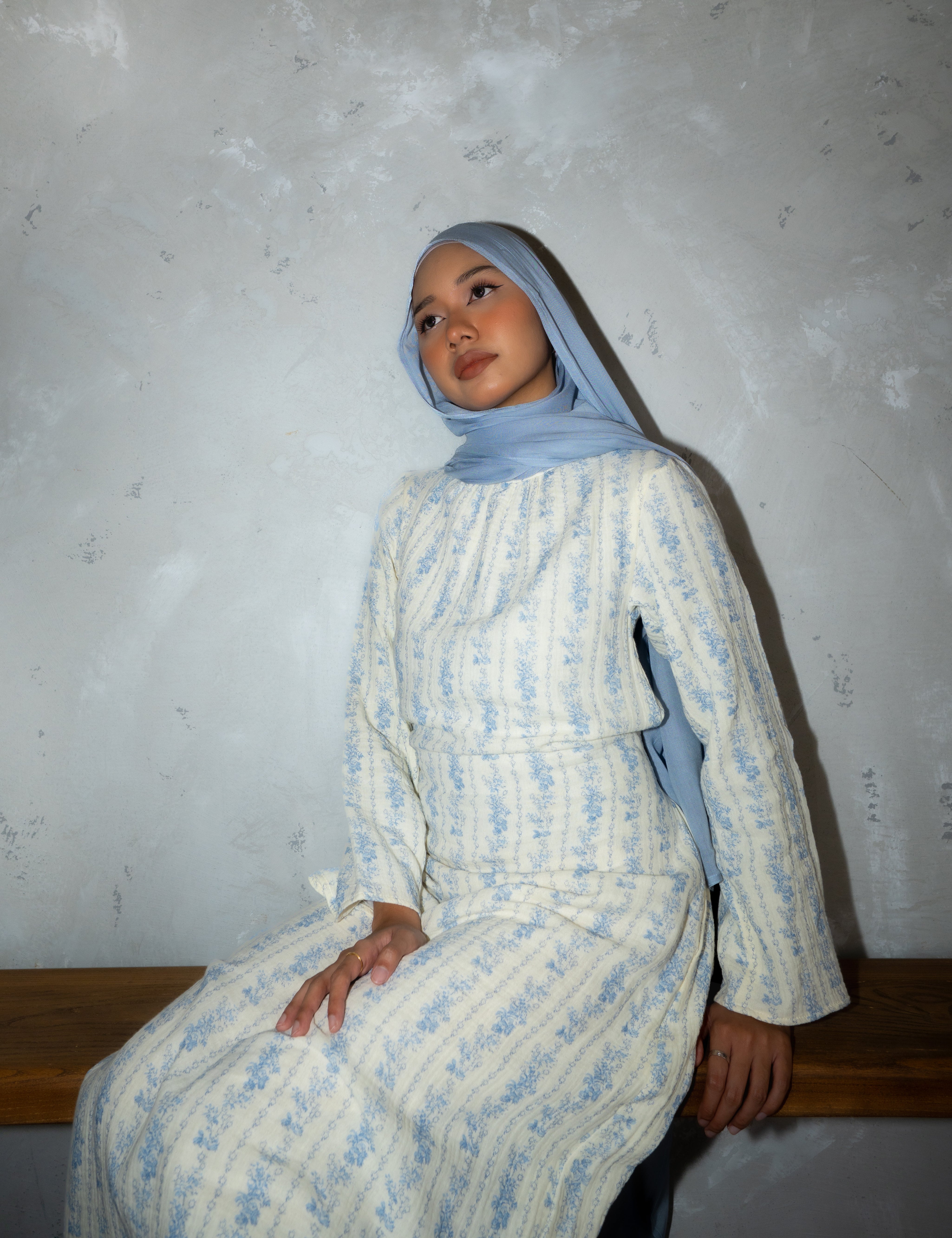 Whispers of the Gems